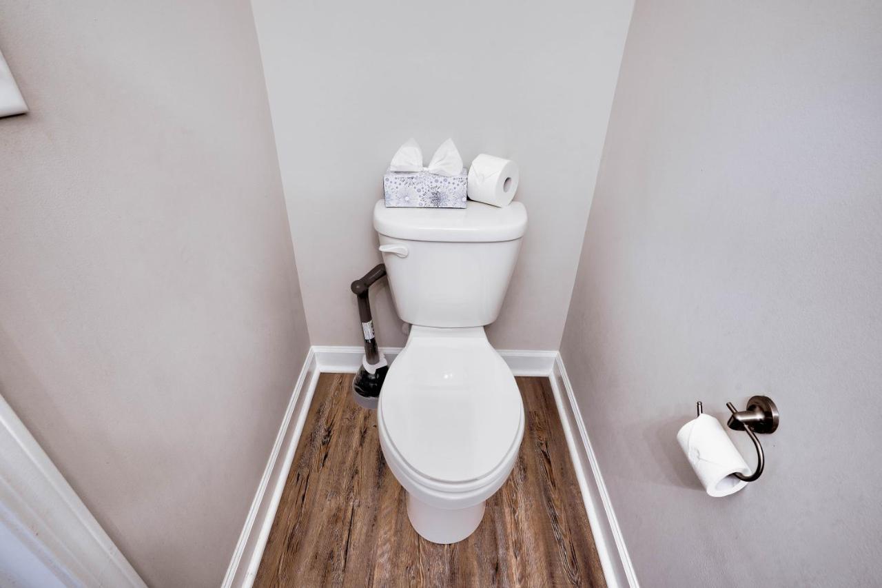 Kannapolis Elegant Townhouse - Pet Friendly Buitenkant foto