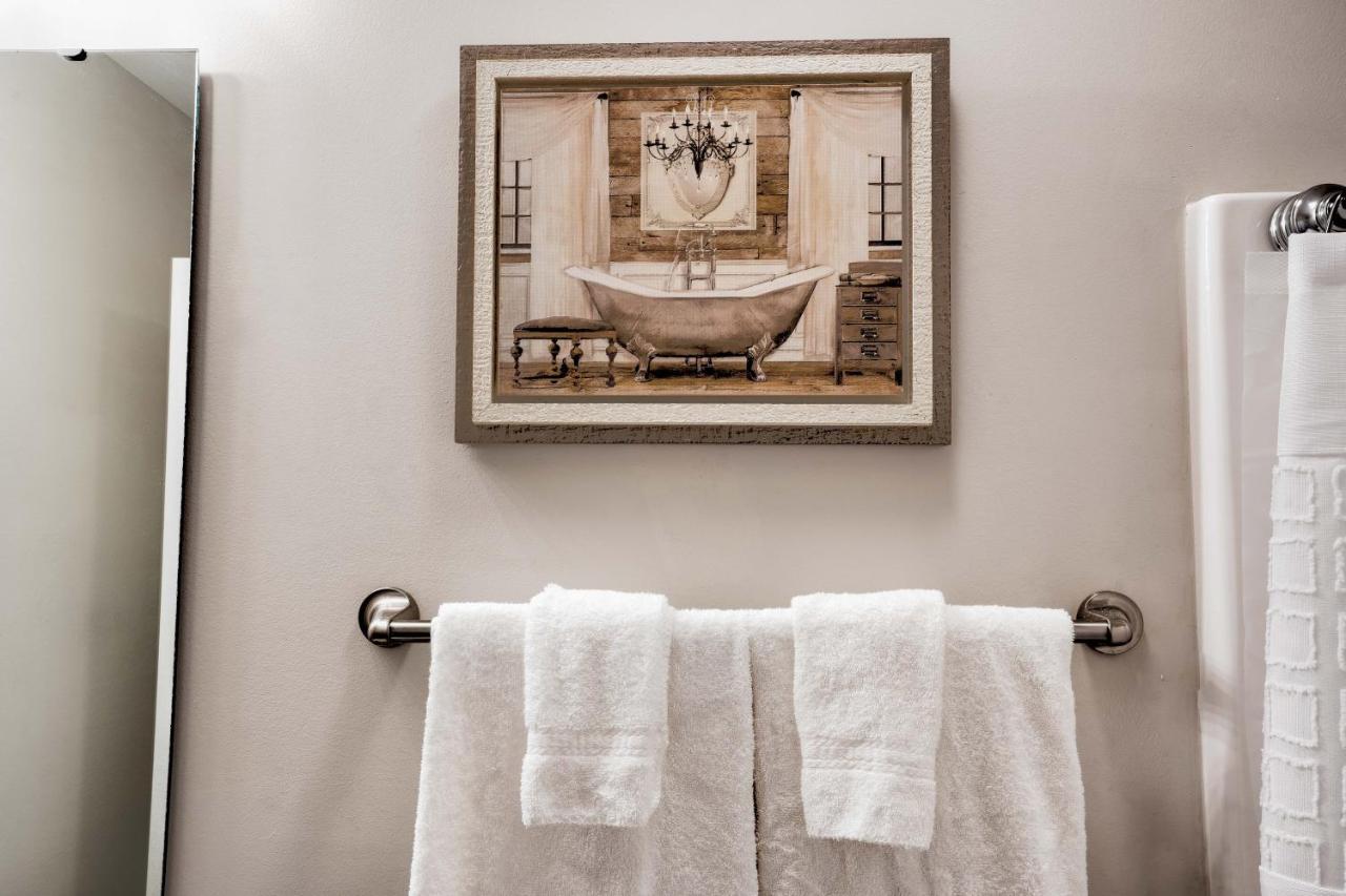 Kannapolis Elegant Townhouse - Pet Friendly Buitenkant foto