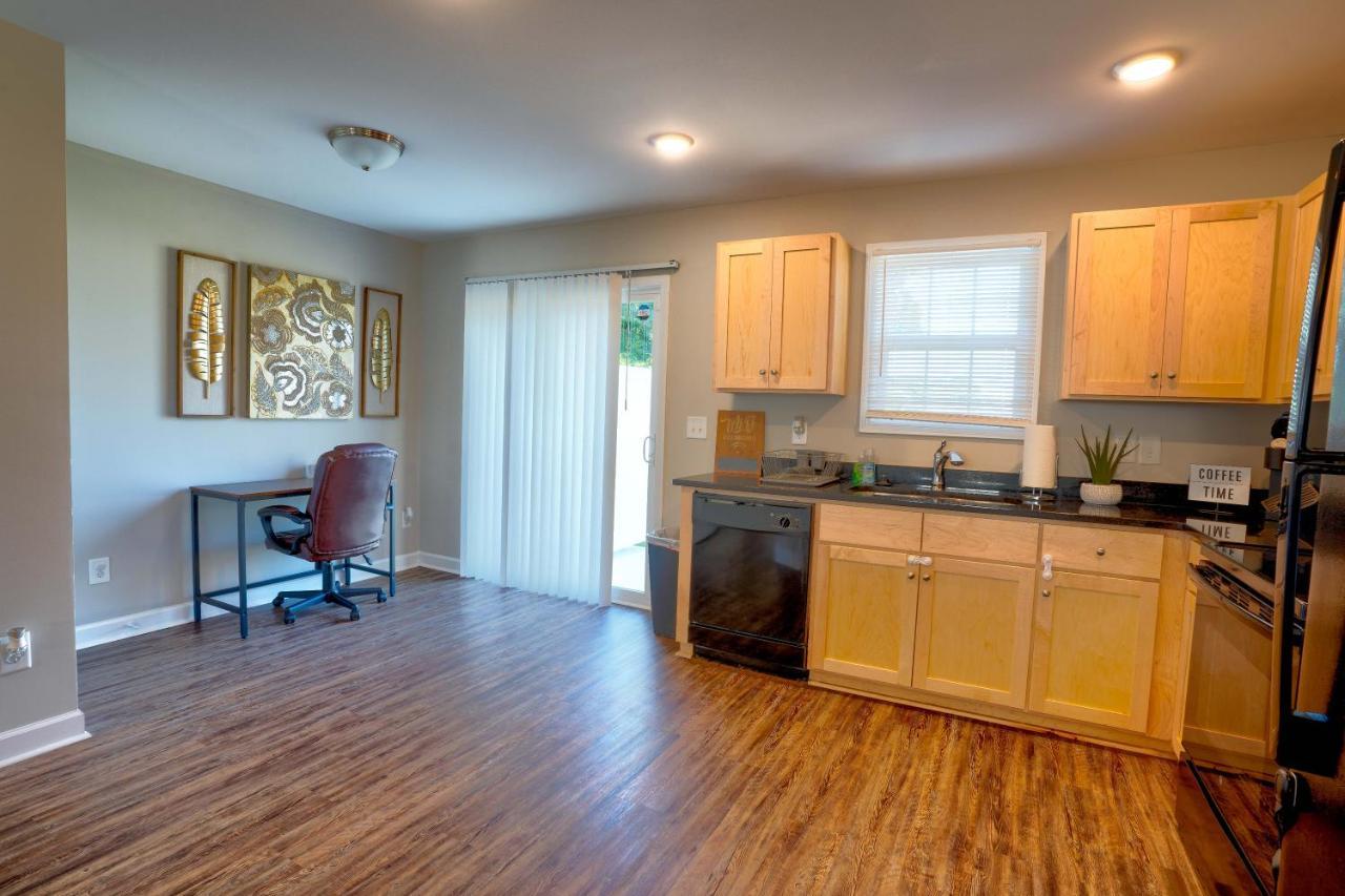 Kannapolis Elegant Townhouse - Pet Friendly Buitenkant foto
